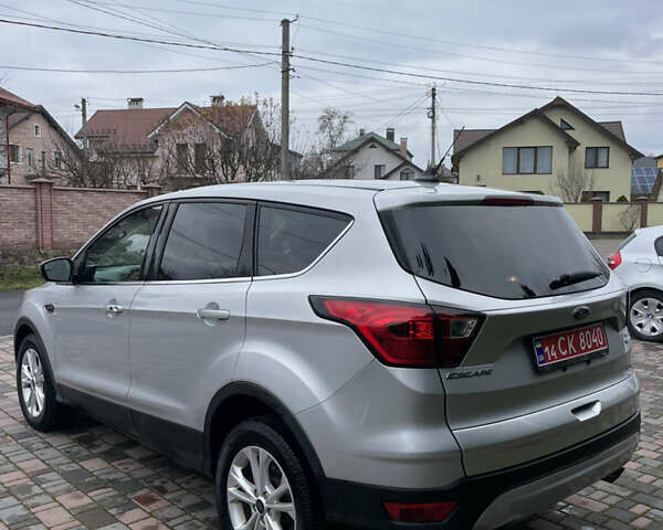 Серый Форд Эскейп, объемом двигателя 1.5 л и пробегом 97 тыс. км за 13200 $, фото 5 на Automoto.ua