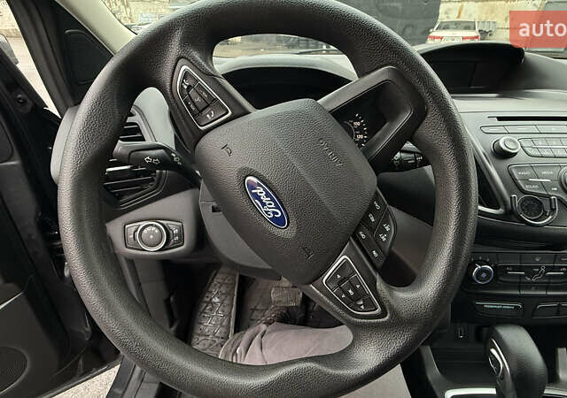 Серый Форд Эскейп, объемом двигателя 2.5 л и пробегом 118 тыс. км за 14600 $, фото 17 на Automoto.ua