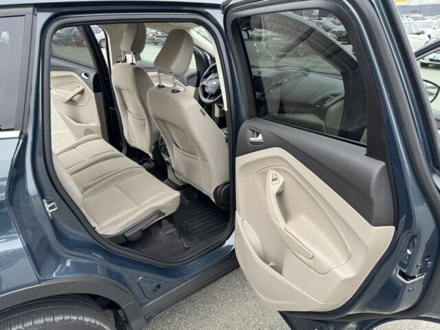 Сірий Форд Ескейп, об'ємом двигуна 1.5 л та пробігом 89 тис. км за 13850 $, фото 18 на Automoto.ua