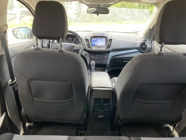 Серый Форд Эскейп, объемом двигателя 1.5 л и пробегом 40 тыс. км за 12000 $, фото 18 на Automoto.ua