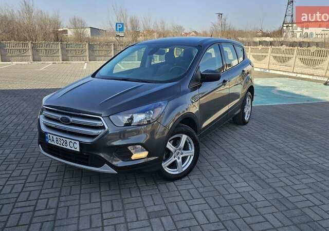 Форд Эскейп 2018 в Запорожье на Automoto.ua Серый Форд Эскейп, объемом двигателя 2.5 л и пробегом 82 тыс. км за 13100 $, фото 25 на Automoto.ua