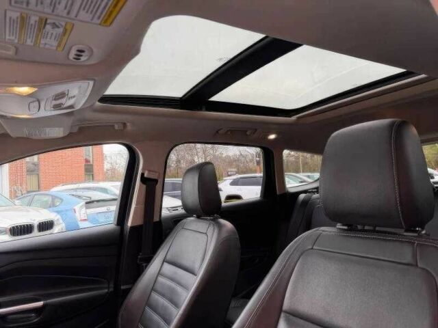 Сірий Форд Ескейп, об'ємом двигуна 2 л та пробігом 89 тис. км за 10000 $, фото 12 на Automoto.ua