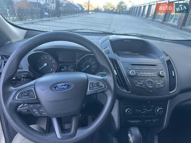 Серый Форд Эскейп, объемом двигателя 2.5 л и пробегом 99 тыс. км за 13500 $, фото 13 на Automoto.ua