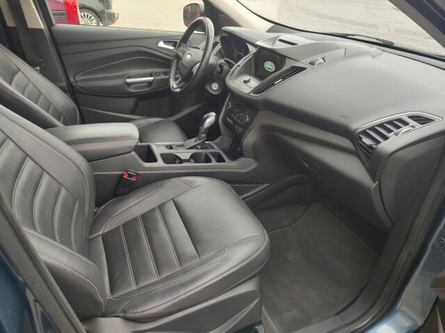 Серый Форд Эскейп, объемом двигателя 0 л и пробегом 188 тыс. км за 13000 $, фото 4 на Automoto.ua