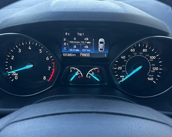 Серый Форд Эскейп, объемом двигателя 2.5 л и пробегом 99 тыс. км за 13500 $, фото 17 на Automoto.ua