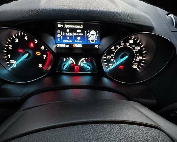 Серый Форд Эскейп, объемом двигателя 2 л и пробегом 81 тыс. км за 17300 $, фото 6 на Automoto.ua