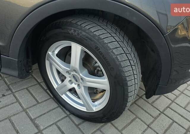 Серый Форд Эскейп, объемом двигателя 2.5 л и пробегом 82 тыс. км за 13450 $, фото 40 на Automoto.ua