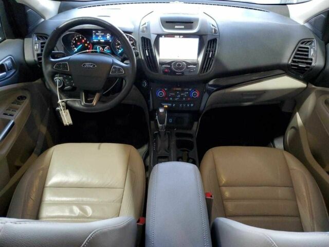 Сірий Форд Ескейп, об'ємом двигуна 2 л та пробігом 68 тис. км за 1800 $, фото 7 на Automoto.ua