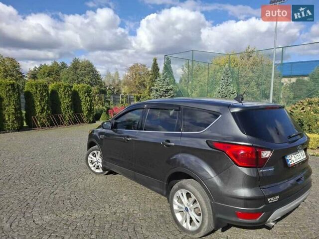 Серый Форд Эскейп, объемом двигателя 1.5 л и пробегом 195 тыс. км за 12700 $, фото 5 на Automoto.ua