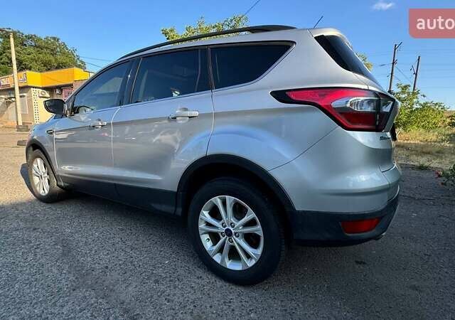 Серый Форд Эскейп, объемом двигателя 1.5 л и пробегом 122 тыс. км за 13900 $, фото 15 на Automoto.ua