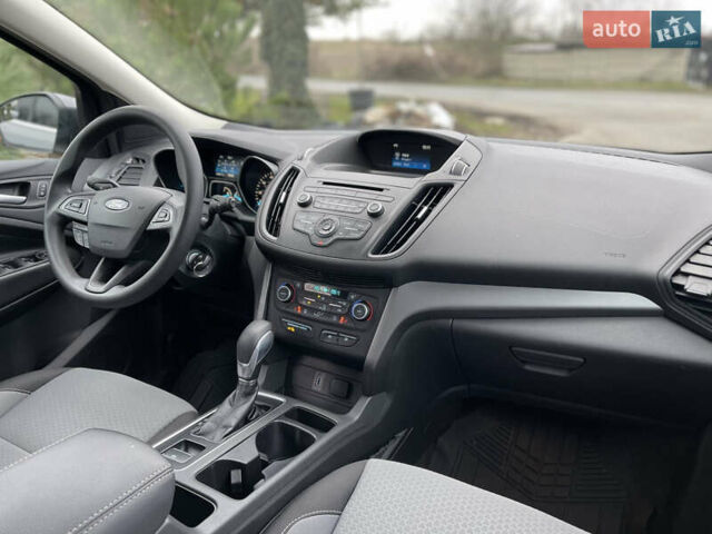 Сірий Форд Ескейп, об'ємом двигуна 1.5 л та пробігом 82 тис. км за 11999 $, фото 17 на Automoto.ua