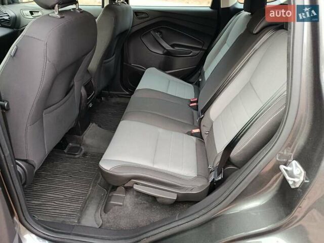 Серый Форд Эскейп, объемом двигателя 2.5 л и пробегом 127 тыс. км за 13499 $, фото 45 на Automoto.ua