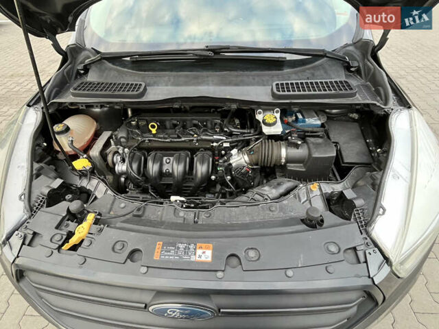 Серый Форд Эскейп, объемом двигателя 2.49 л и пробегом 200 тыс. км за 11200 $, фото 8 на Automoto.ua
