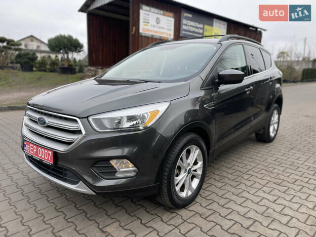 Сірий Форд Ескейп, об'ємом двигуна 1.5 л та пробігом 82 тис. км за 11999 $, фото 1 на Automoto.ua