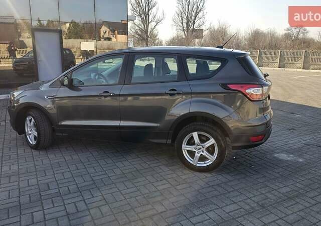 Форд Эскейп 2018 в Запорожье на Automoto.ua Серый Форд Эскейп, объемом двигателя 2.5 л и пробегом 82 тыс. км за 13100 $, фото 10 на Automoto.ua