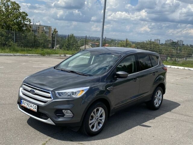 Серый Форд Эскейп, объемом двигателя 1.5 л и пробегом 40 тыс. км за 12000 $, фото 1 на Automoto.ua