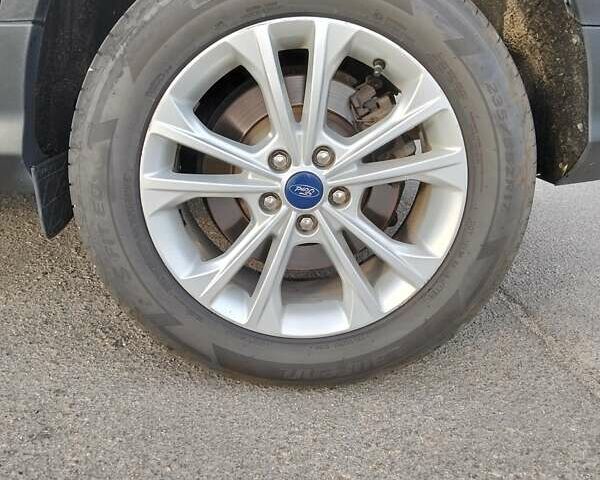 Серый Форд Эскейп, объемом двигателя 1.5 л и пробегом 78 тыс. км за 14700 $, фото 17 на Automoto.ua