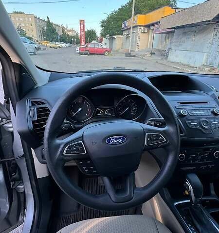 Серый Форд Эскейп, объемом двигателя 1.5 л и пробегом 122 тыс. км за 13900 $, фото 26 на Automoto.ua