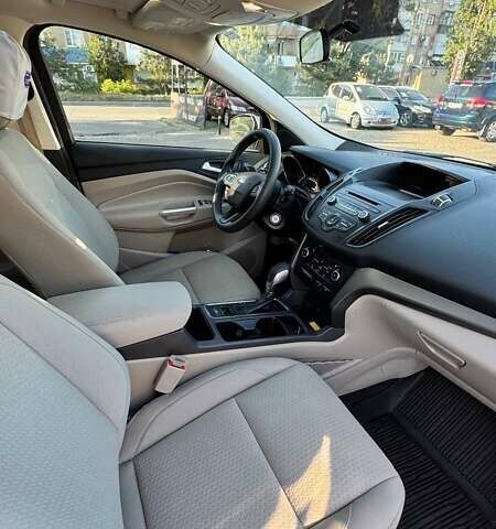 Серый Форд Эскейп, объемом двигателя 1.5 л и пробегом 122 тыс. км за 13900 $, фото 31 на Automoto.ua