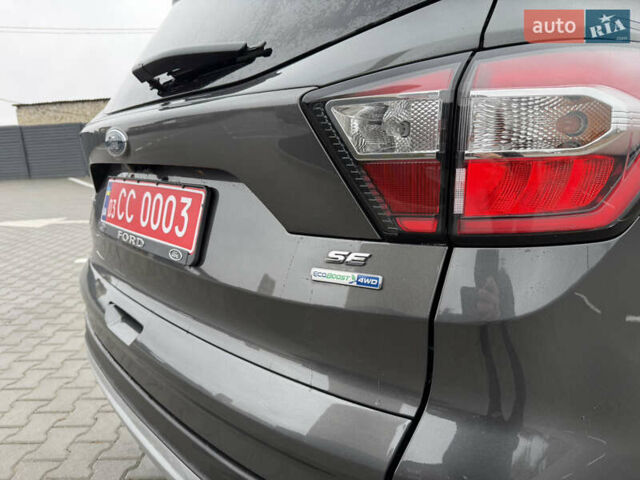 Серый Форд Эскейп, объемом двигателя 1.5 л и пробегом 177 тыс. км за 9900 $, фото 18 на Automoto.ua