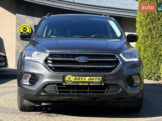 Серый Форд Эскейп, объемом двигателя 2.98 л и пробегом 128 тыс. км за 14999 $, фото 1 на Automoto.ua