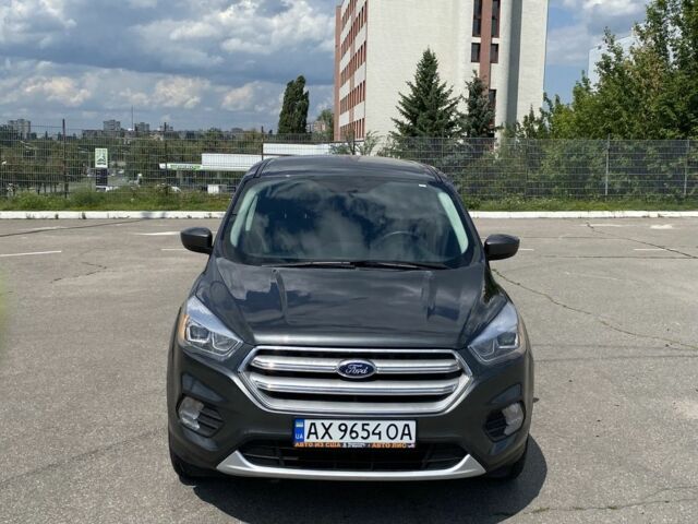 Серый Форд Эскейп, объемом двигателя 1.5 л и пробегом 40 тыс. км за 12000 $, фото 2 на Automoto.ua