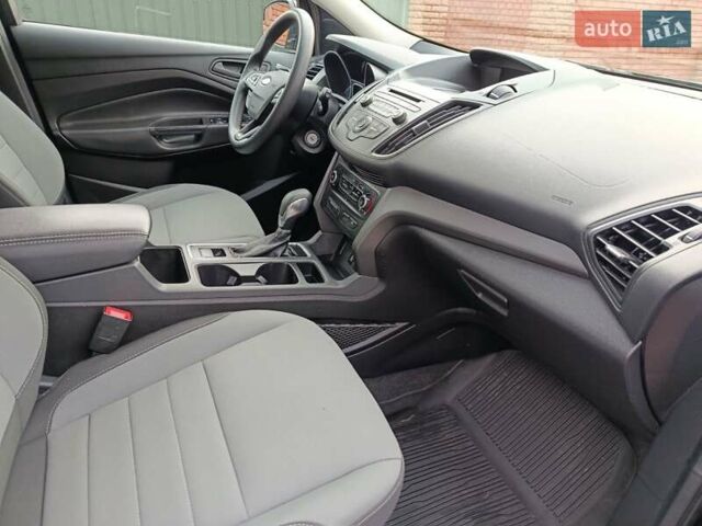 Серый Форд Эскейп, объемом двигателя 2.5 л и пробегом 127 тыс. км за 13499 $, фото 37 на Automoto.ua