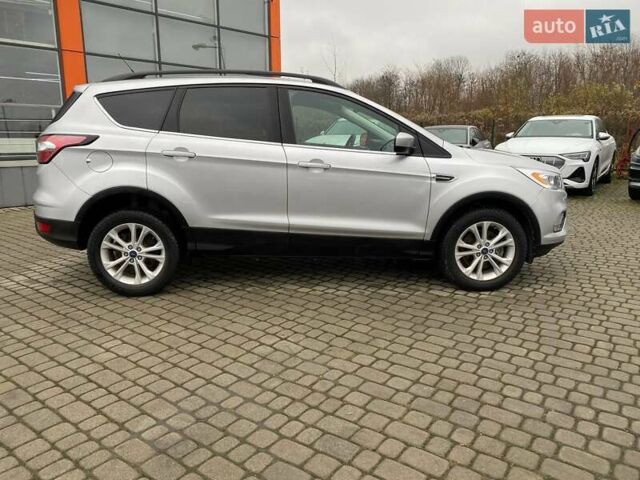 Серый Форд Эскейп, объемом двигателя 1.5 л и пробегом 71 тыс. км за 14600 $, фото 7 на Automoto.ua