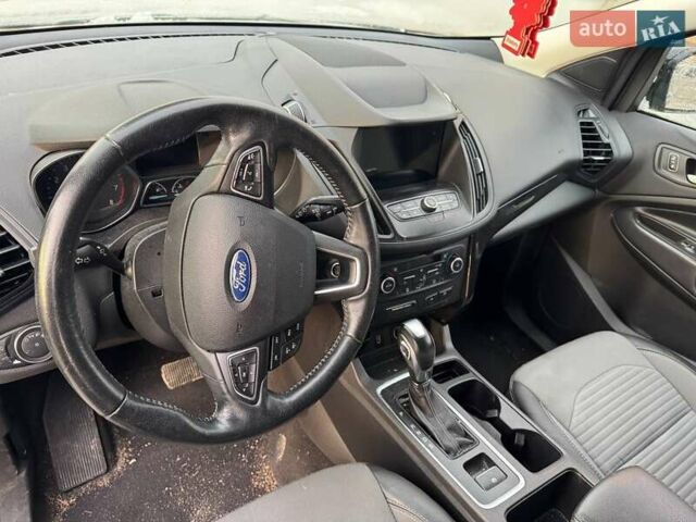 Серый Форд Эскейп, объемом двигателя 1.5 л и пробегом 266 тыс. км за 9500 $, фото 13 на Automoto.ua