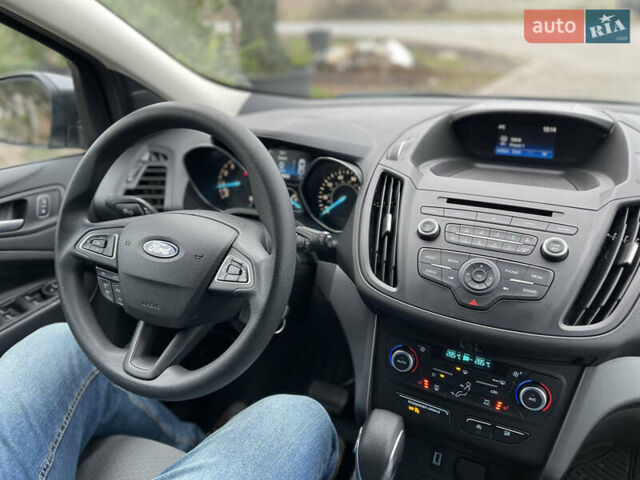 Сірий Форд Ескейп, об'ємом двигуна 1.5 л та пробігом 82 тис. км за 11999 $, фото 35 на Automoto.ua