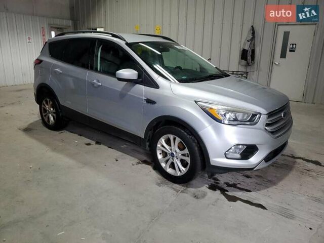 Серый Форд Эскейп, объемом двигателя 1.5 л и пробегом 126 тыс. км за 2100 $, фото 3 на Automoto.ua