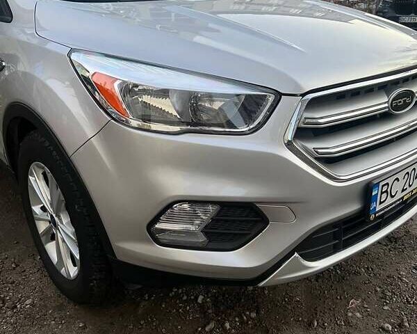 Серый Форд Эскейп, объемом двигателя 1.5 л и пробегом 190 тыс. км за 10700 $, фото 17 на Automoto.ua