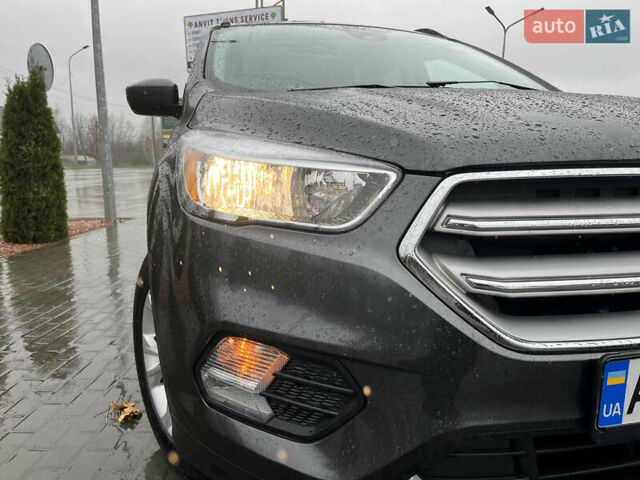 Серый Форд Эскейп, объемом двигателя 1.5 л и пробегом 121 тыс. км за 11900 $, фото 14 на Automoto.ua