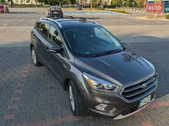 Сірий Форд Ескейп, об'ємом двигуна 2 л та пробігом 154 тис. км за 13500 $, фото 2 на Automoto.ua