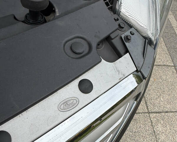 Серый Форд Эскейп, объемом двигателя 1.5 л и пробегом 159 тыс. км за 12500 $, фото 22 на Automoto.ua