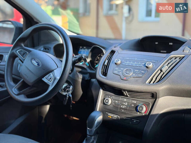 Серый Форд Эскейп, объемом двигателя 2.5 л и пробегом 150 тыс. км за 12900 $, фото 10 на Automoto.ua