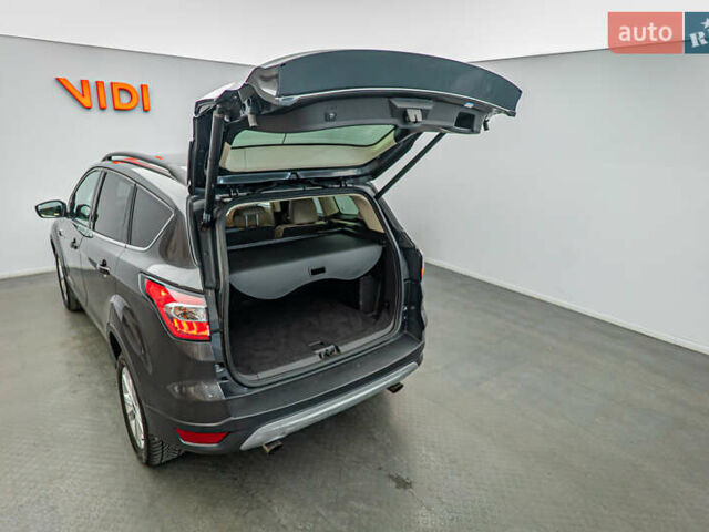 Серый Форд Эскейп, объемом двигателя 1.5 л и пробегом 106 тыс. км за 15261 $, фото 6 на Automoto.ua