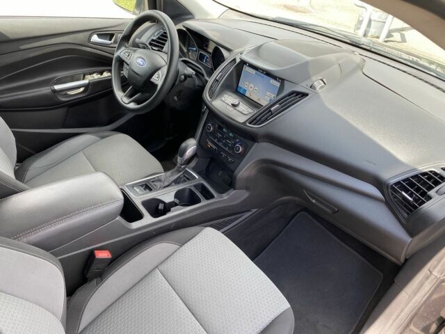 Серый Форд Эскейп, объемом двигателя 1.5 л и пробегом 40 тыс. км за 12000 $, фото 17 на Automoto.ua