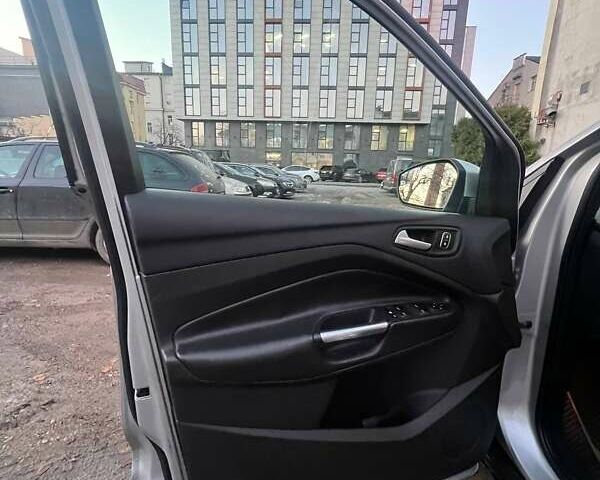 Серый Форд Эскейп, объемом двигателя 1.5 л и пробегом 190 тыс. км за 10700 $, фото 25 на Automoto.ua