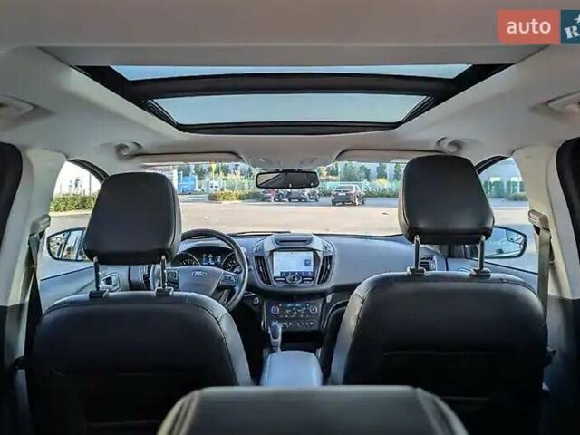 Сірий Форд Ескейп, об'ємом двигуна 2 л та пробігом 154 тис. км за 13500 $, фото 11 на Automoto.ua