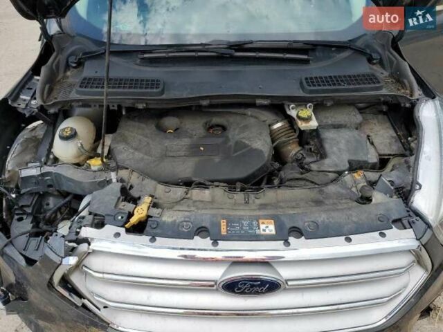 Серый Форд Эскейп, объемом двигателя 2 л и пробегом 130 тыс. км за 9600 $, фото 12 на Automoto.ua