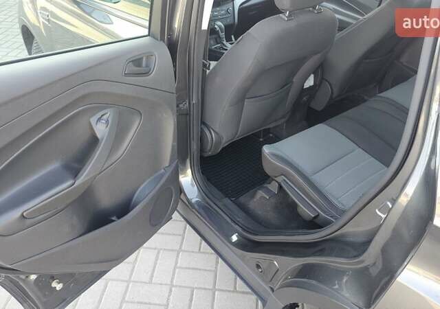 Форд Эскейп 2018 в Запорожье на Automoto.ua Серый Форд Эскейп, объемом двигателя 2.5 л и пробегом 82 тыс. км за 13100 $, фото 31 на Automoto.ua