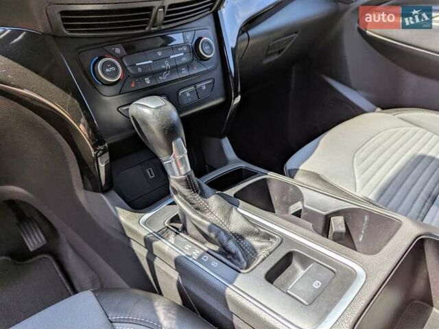 Форд Эскейп 2018 в Луцке на Automoto.ua Серый Форд Эскейп, объемом двигателя 1.5 л и пробегом 149 тыс. км за 13500 $, фото 25 на Automoto.ua