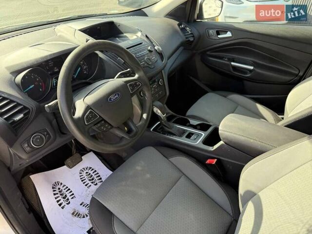 Серый Форд Эскейп, объемом двигателя 2 л и пробегом 172 тыс. км за 10400 $, фото 15 на Automoto.ua