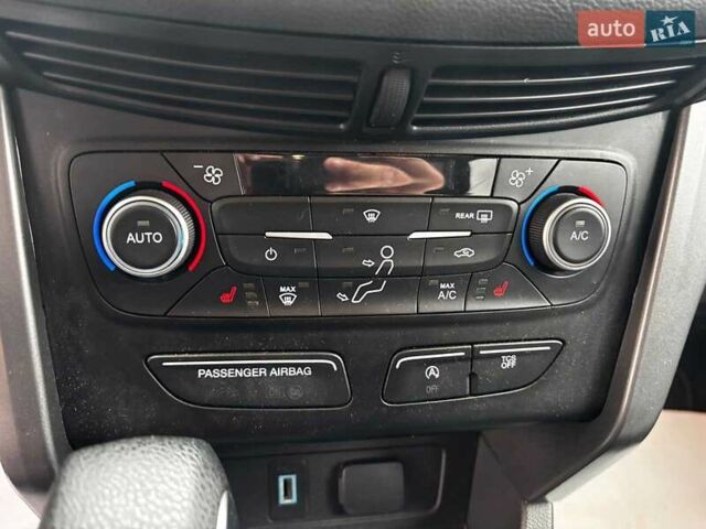 Серый Форд Эскейп, объемом двигателя 1.5 л и пробегом 104 тыс. км за 12530 $, фото 23 на Automoto.ua