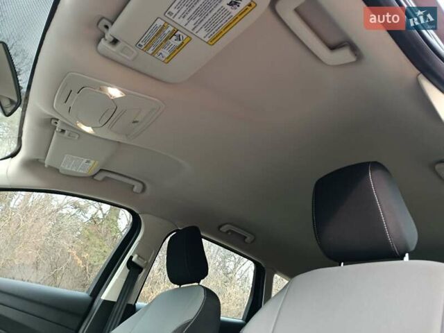 Серый Форд Эскейп, объемом двигателя 2.5 л и пробегом 127 тыс. км за 13499 $, фото 48 на Automoto.ua