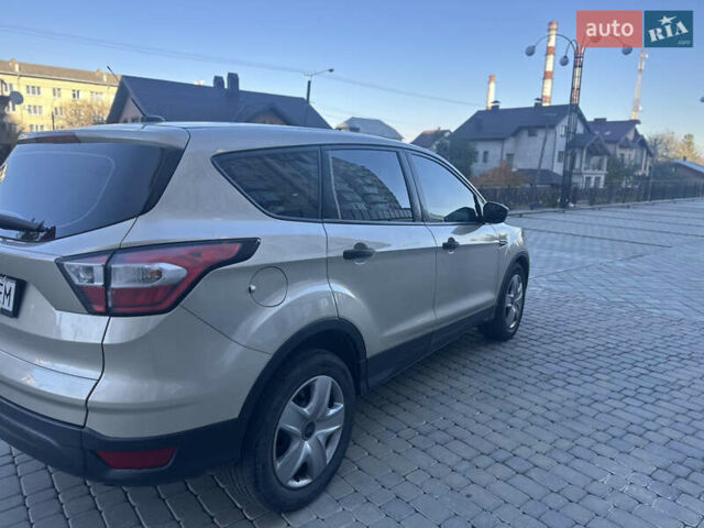 Серый Форд Эскейп, объемом двигателя 2.5 л и пробегом 99 тыс. км за 13500 $, фото 4 на Automoto.ua