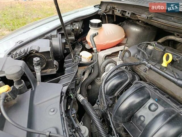 Серый Форд Эскейп, объемом двигателя 2.5 л и пробегом 127 тыс. км за 13499 $, фото 67 на Automoto.ua