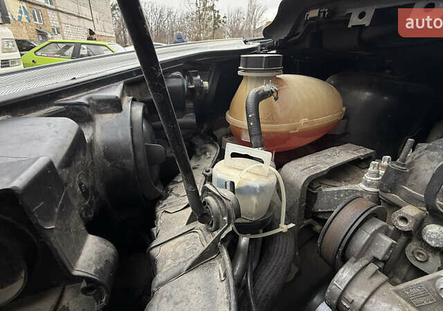 Серый Форд Эскейп, объемом двигателя 2.5 л и пробегом 118 тыс. км за 14600 $, фото 21 на Automoto.ua