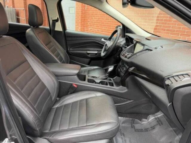 Сірий Форд Ескейп, об'ємом двигуна 2 л та пробігом 89 тис. км за 10000 $, фото 14 на Automoto.ua